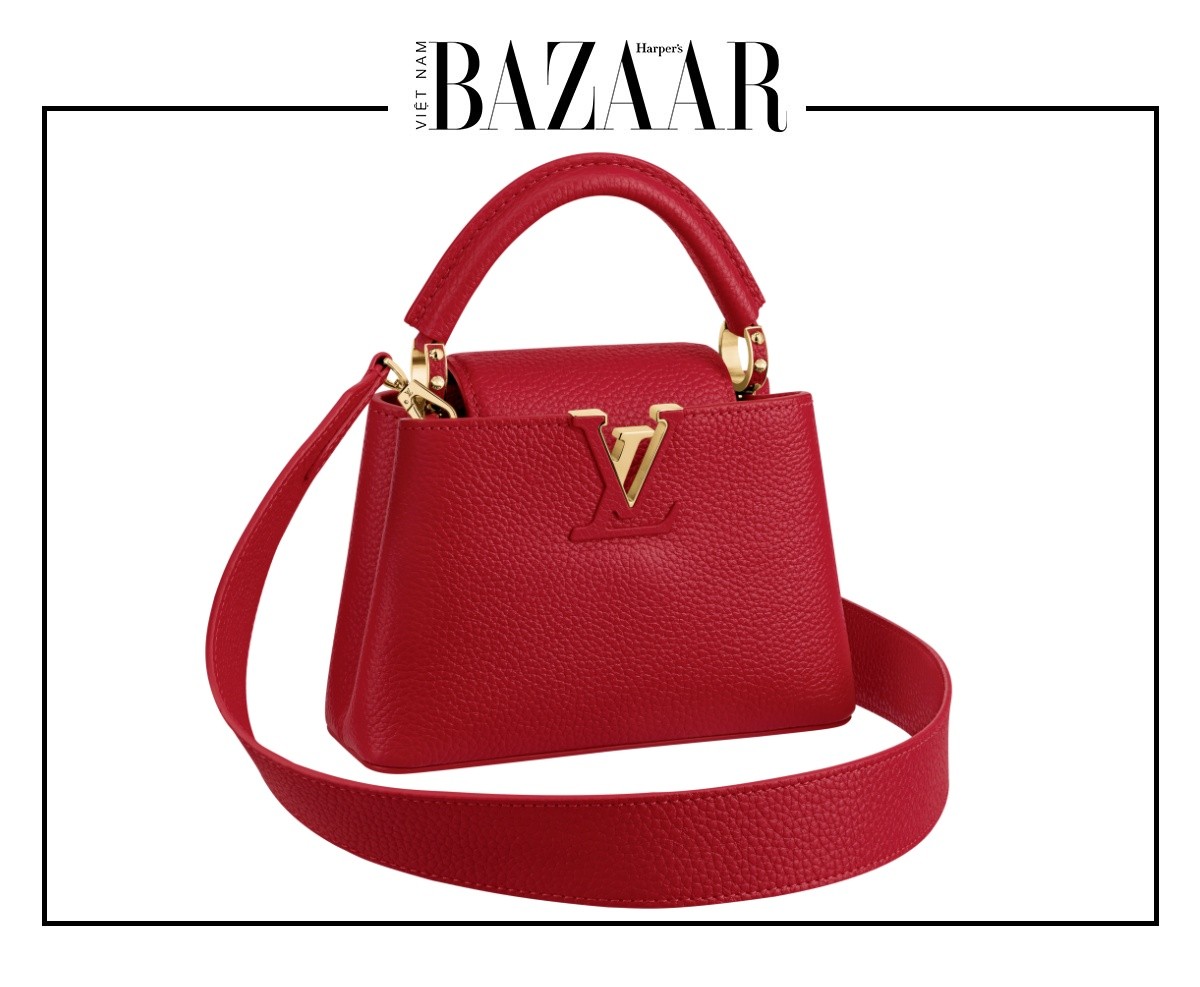 CÔNG CHÚA OLYMPIA CỦA HY LẠP DẠO PHỐ CÙNG TÚI LOUIS VUITTON CAPUCINES